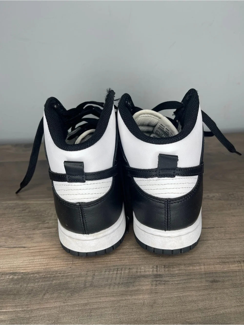 Nike stylish mid